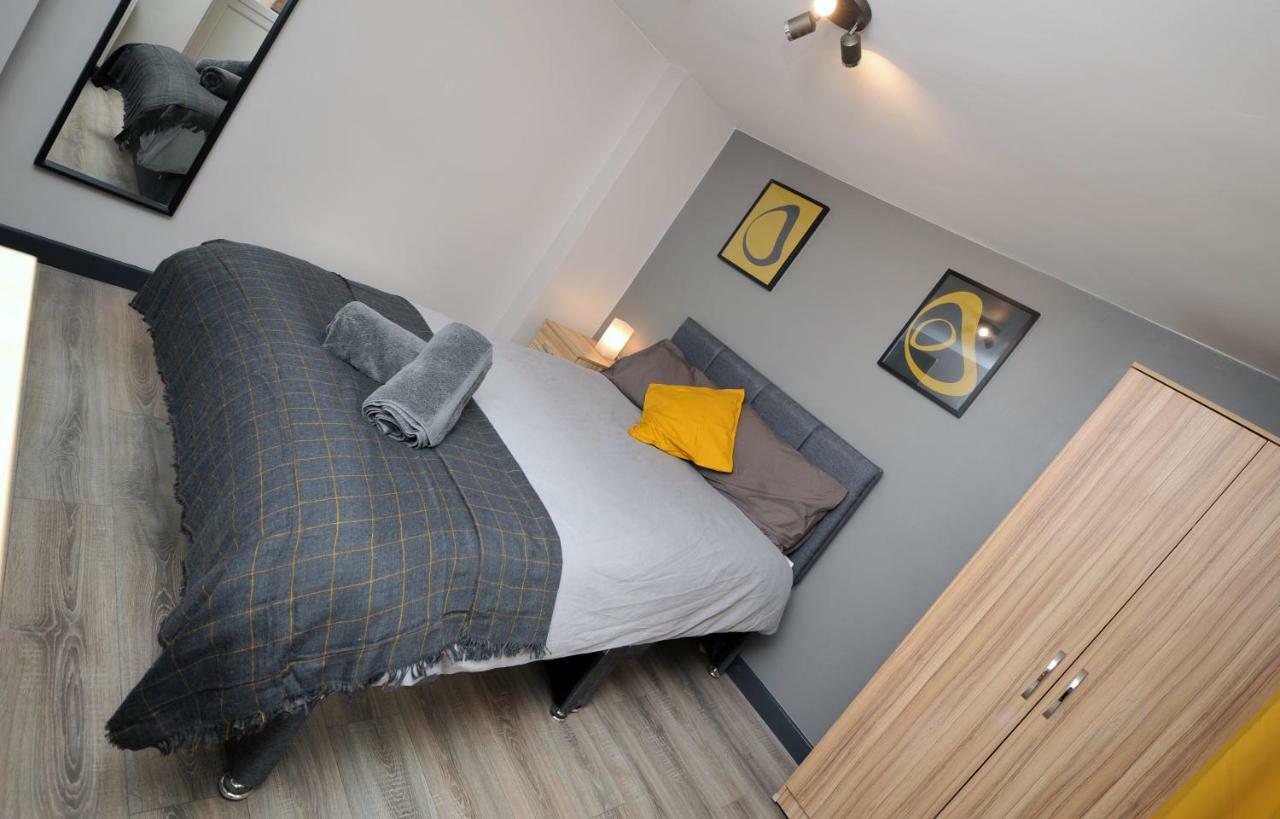 Stone'S Throw City Centre - Tv In Every Bedroom! Swansea Exterior foto